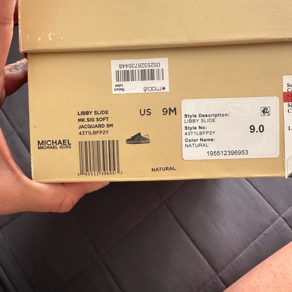 🥳HP🥳NIB Michael Kors Libby Trainers - Picture 15 of 15